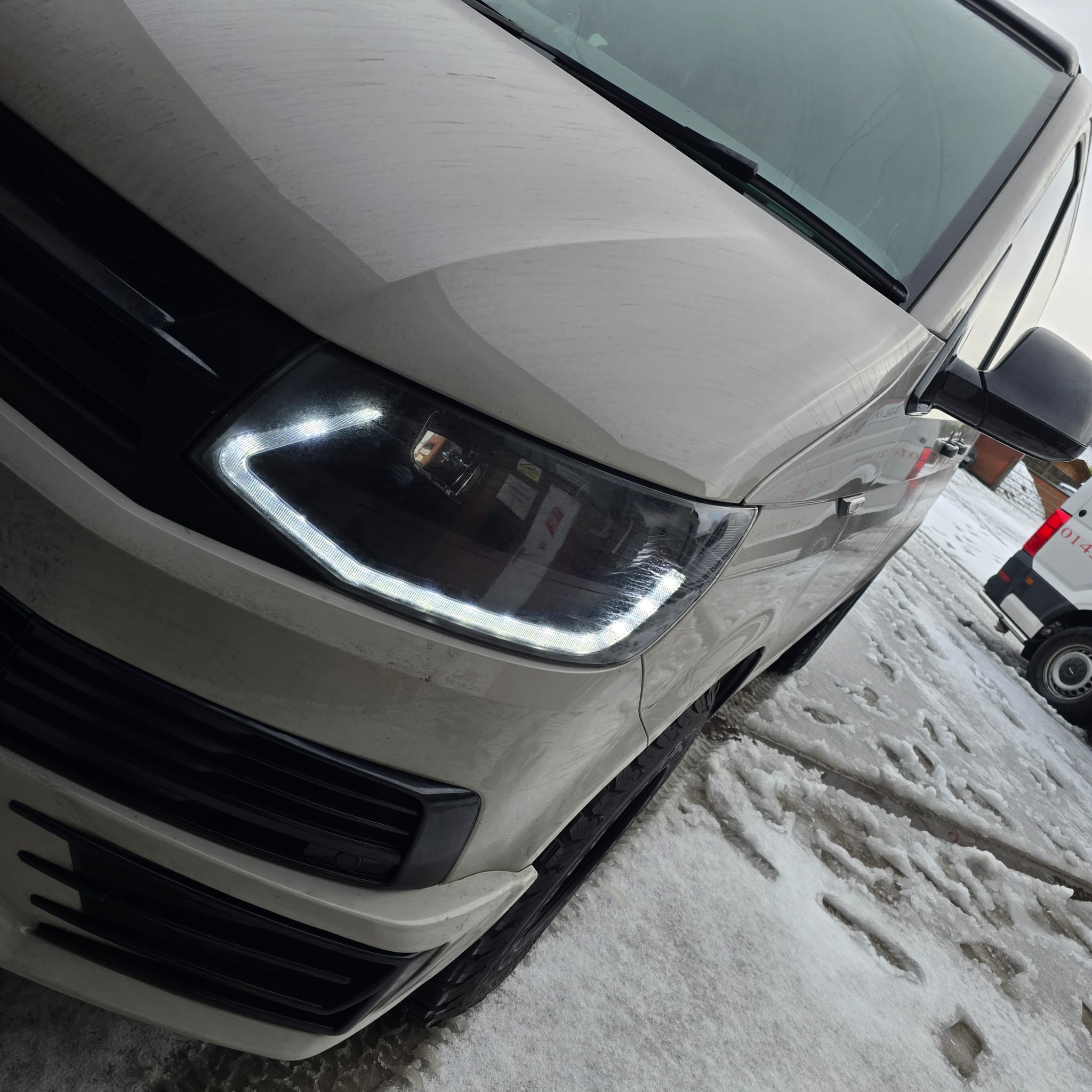 Kenwood DMX8021DABS installed in VW T6 with OEM-style wiring