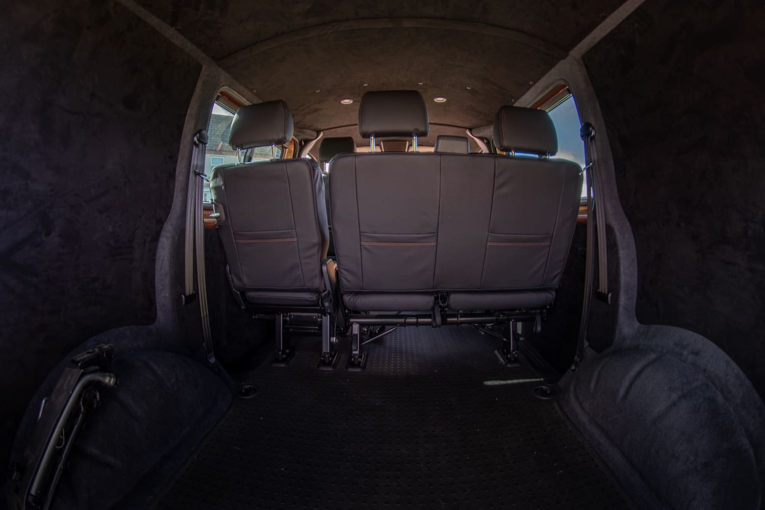 VW Transporter retrofits carpet lining