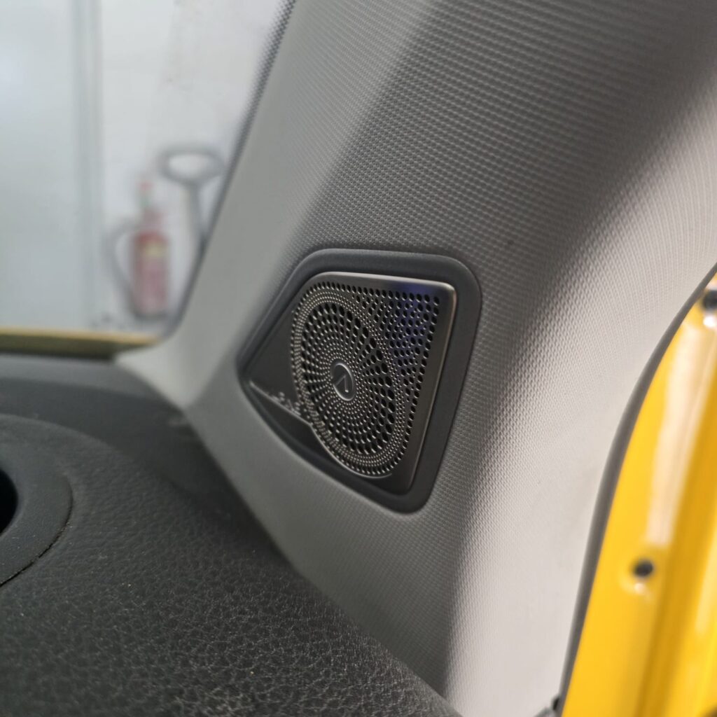 alpine-spc-106t6-audio-upgrade-manchester-vw-t6-camper