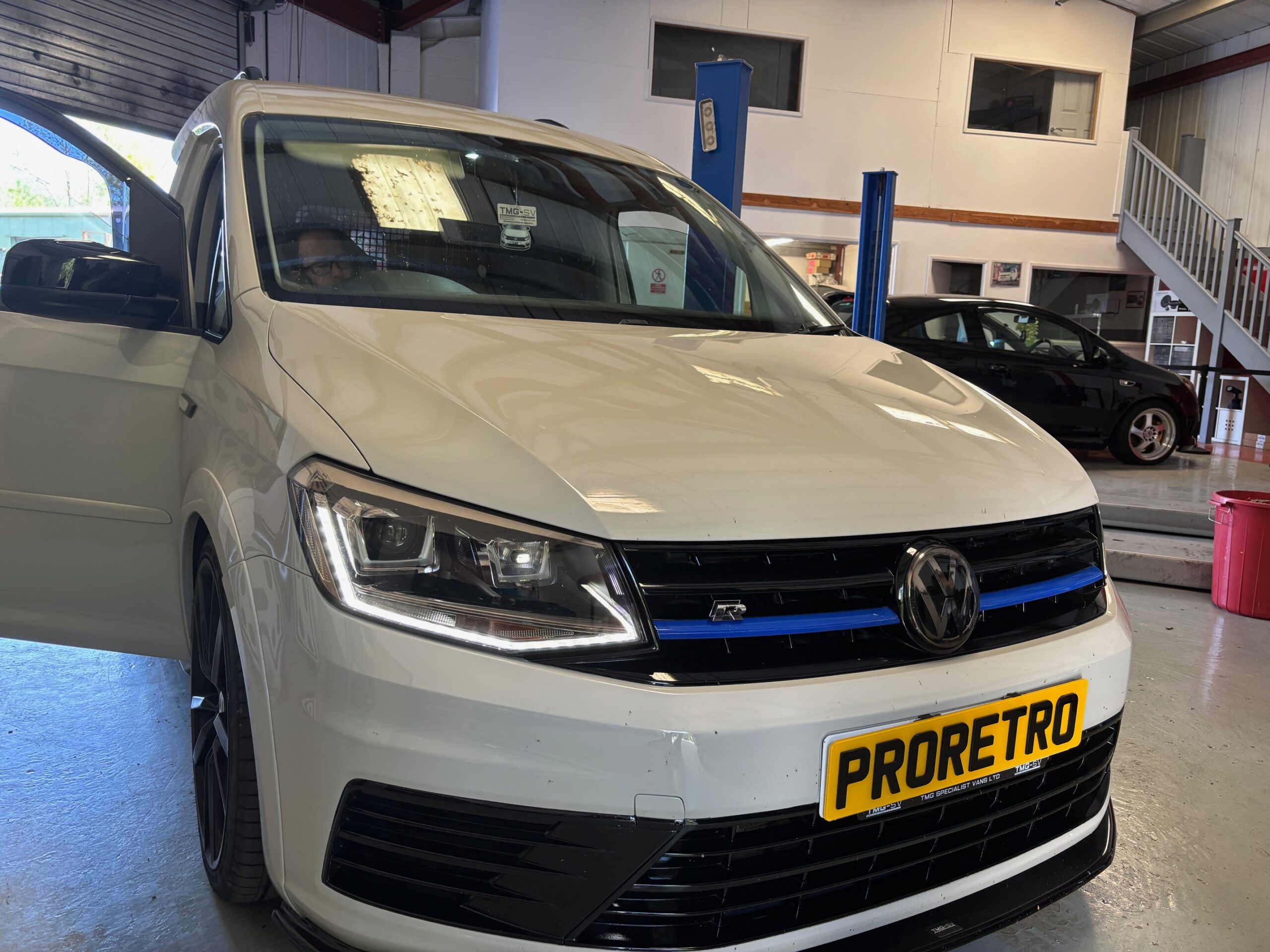 vw-caddy-pioneer-camera-retrofit-reception-revamp