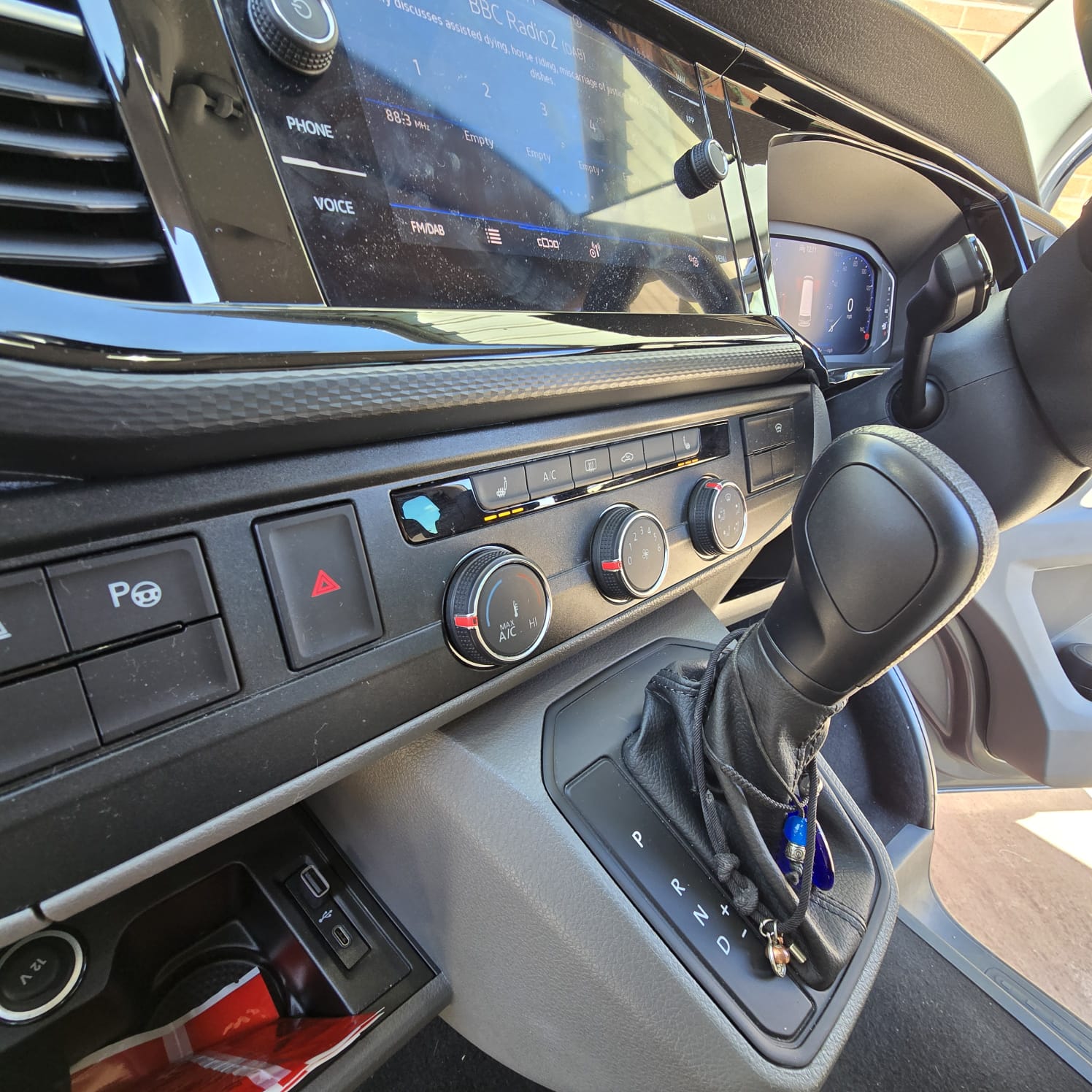 vw-transporter-t6-heated-seat-retrofit