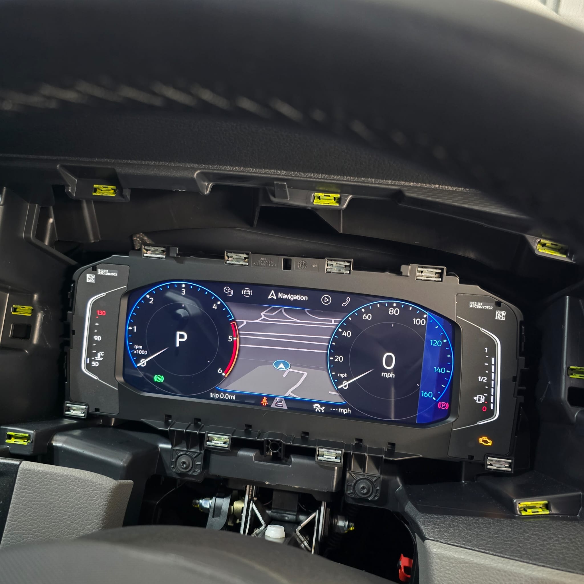 vw-transporter-t6.1-digital-dash-retrofit-norfolk