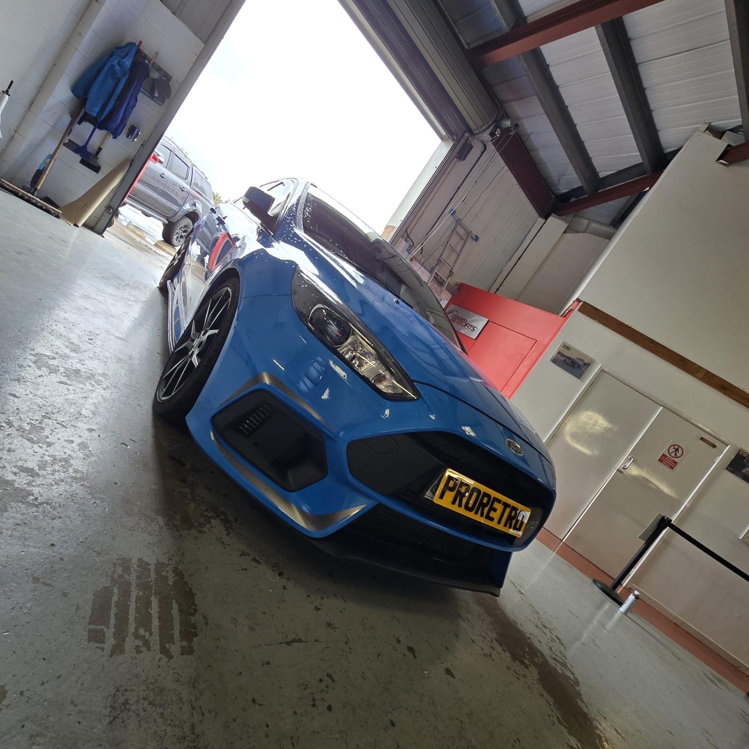 ford-focus-rs-alarm-upgrade-adr-cards-vodafone4615