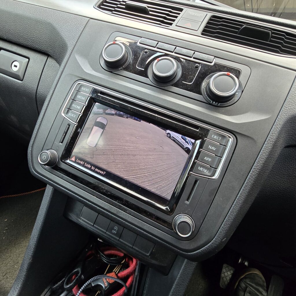 vw-caddy-reverse-camera-crisp-tailgate-retrofit
