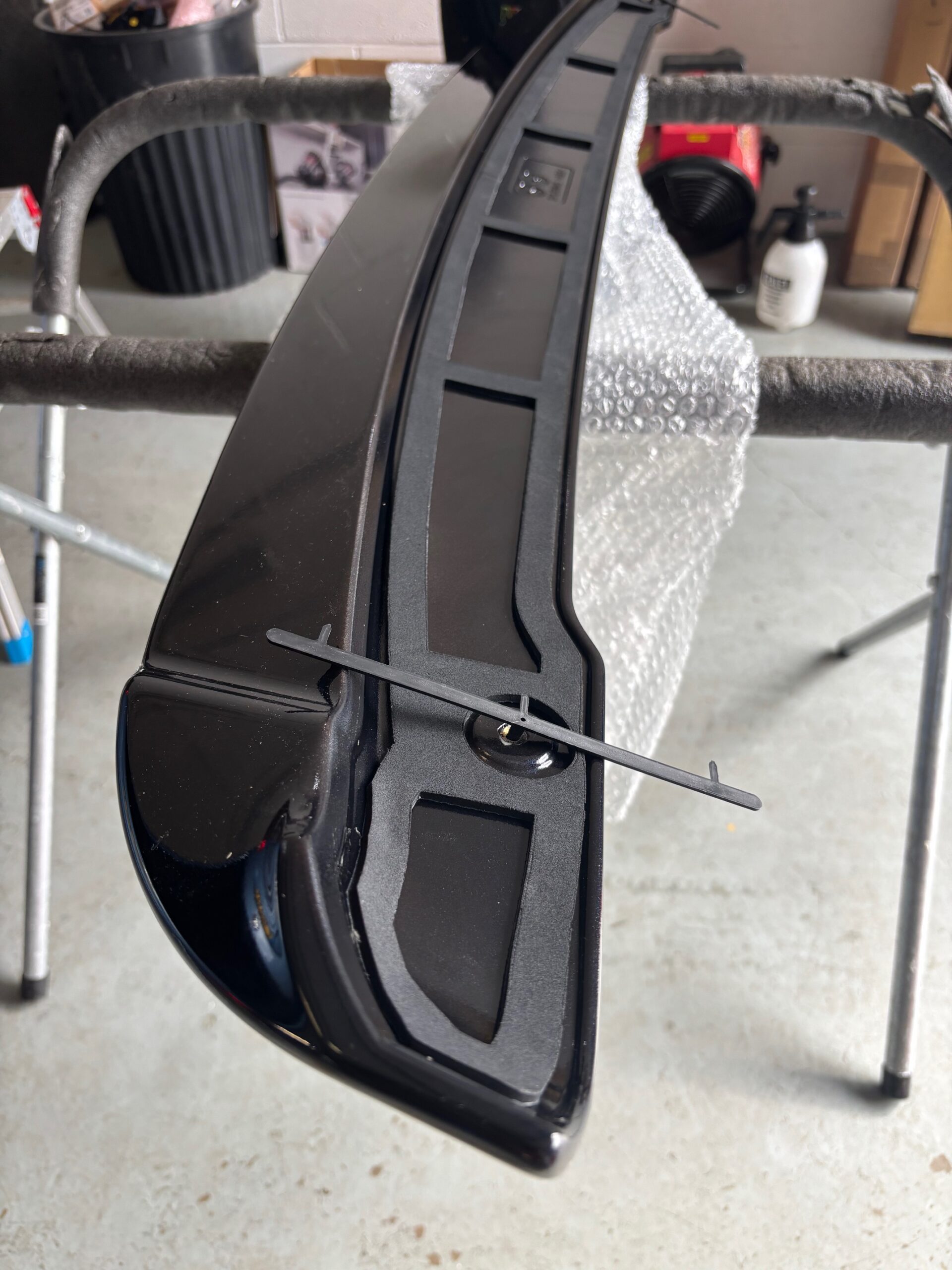 vw-t6-tailgate-spoiler-fitting-professional-retrofits