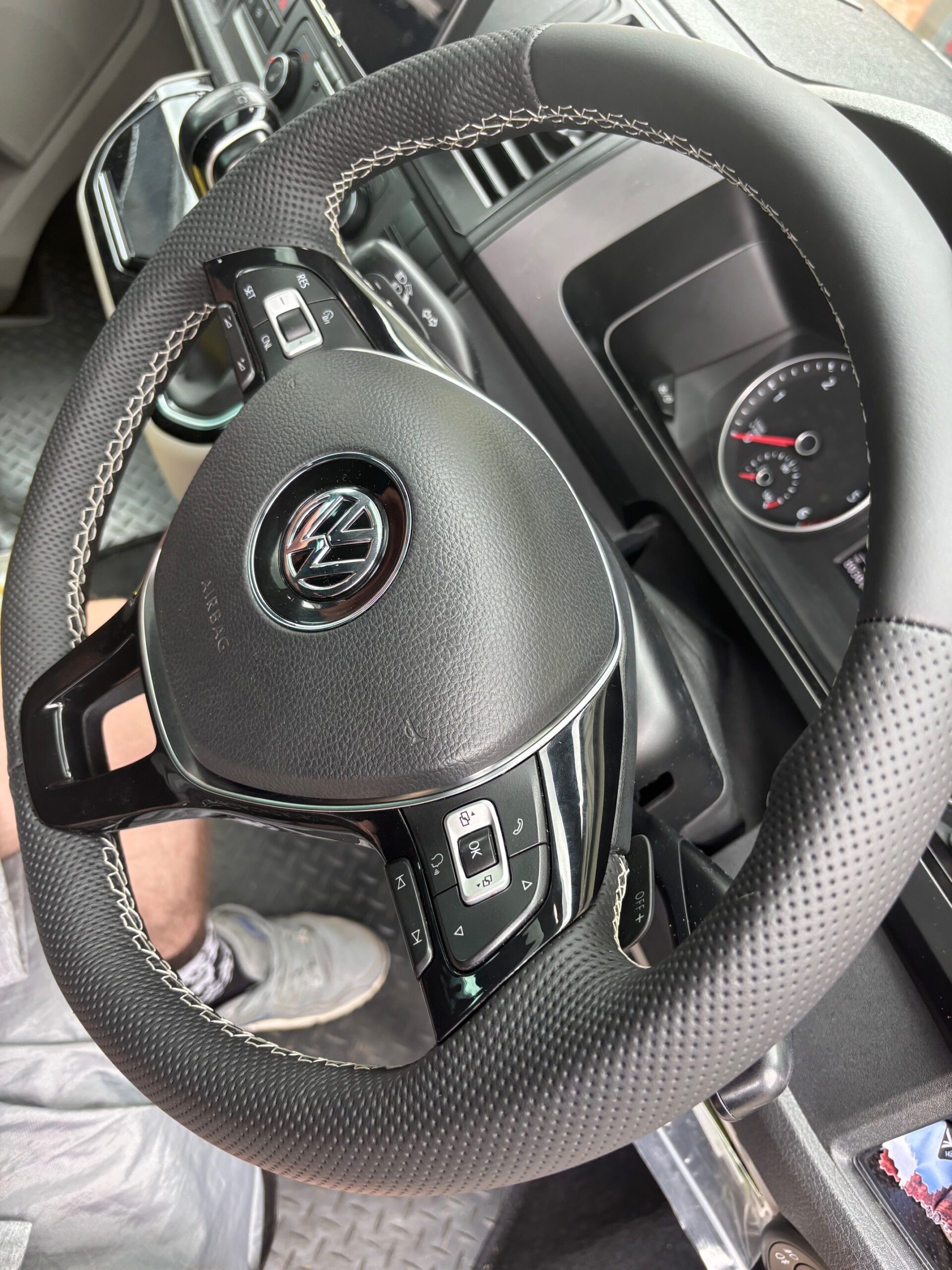 vw-transporter-dsg-paddle-upgrade-flat-bottom-steering-wheel