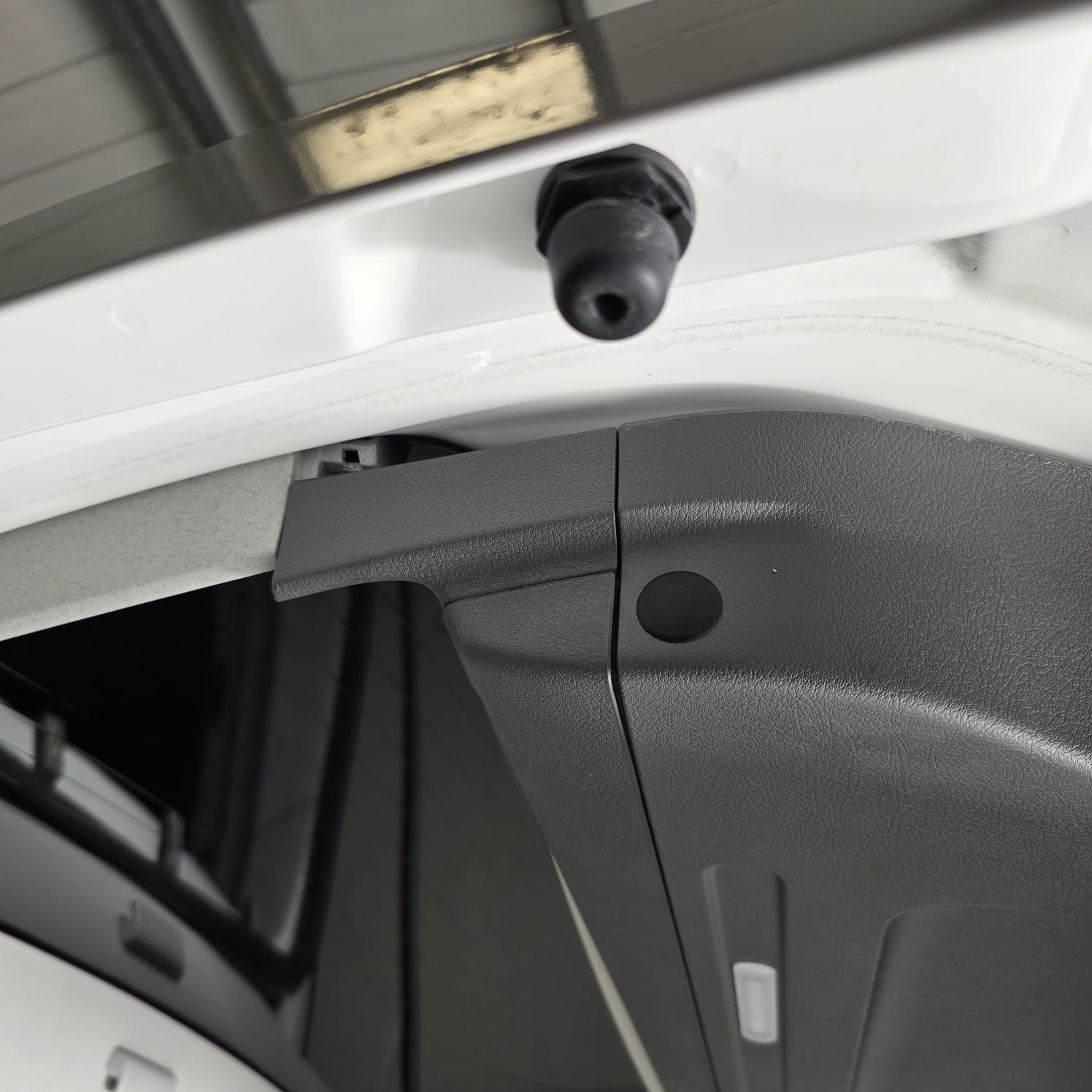 vw-california-t6-dash-cam-installation