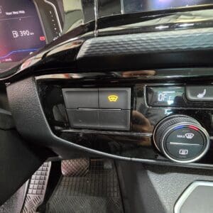 vw-transporter-t6-1-oem-heated-windscreen-quick-defrost-retrofit
