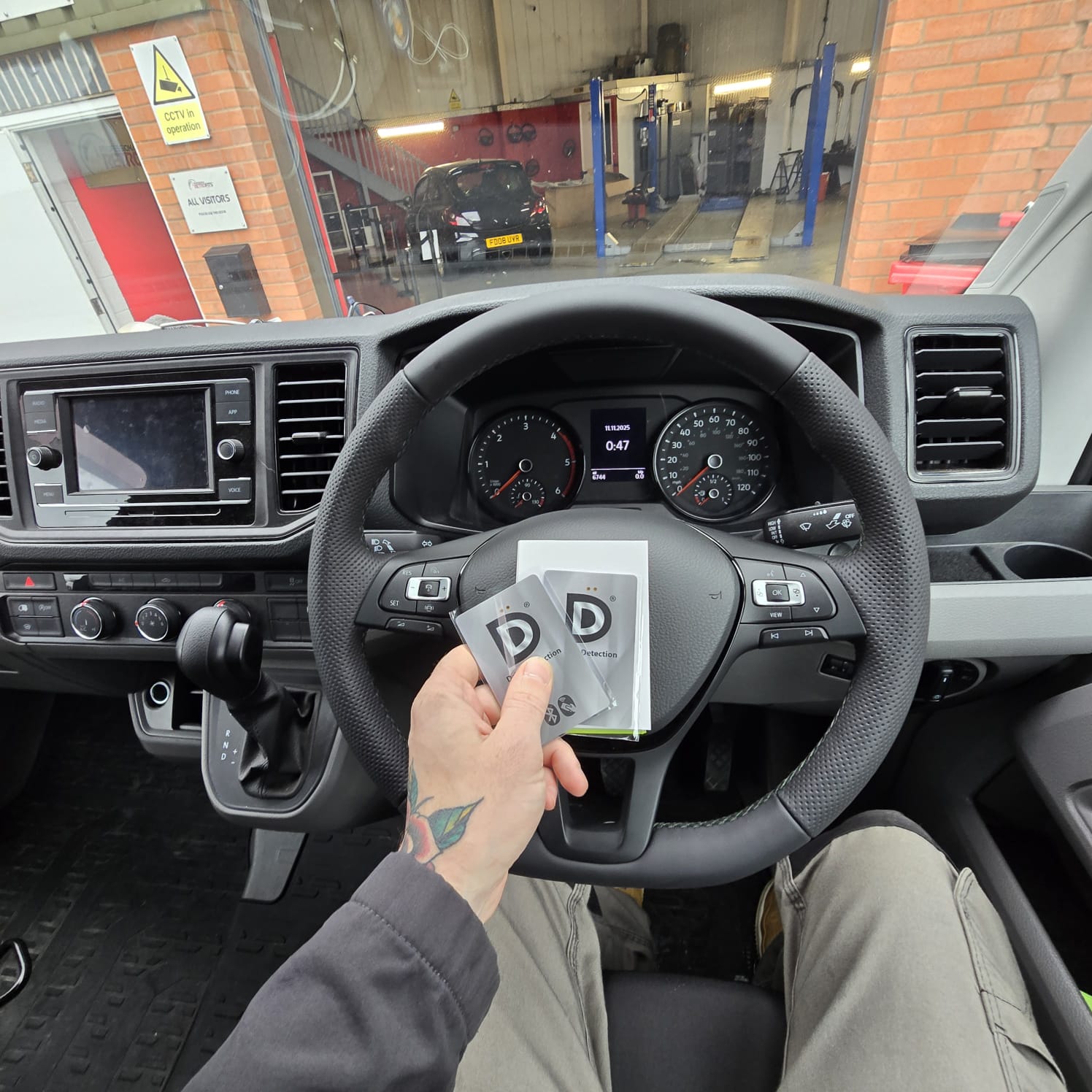 vw-crafter-smarttrack-s5-tracker-installation