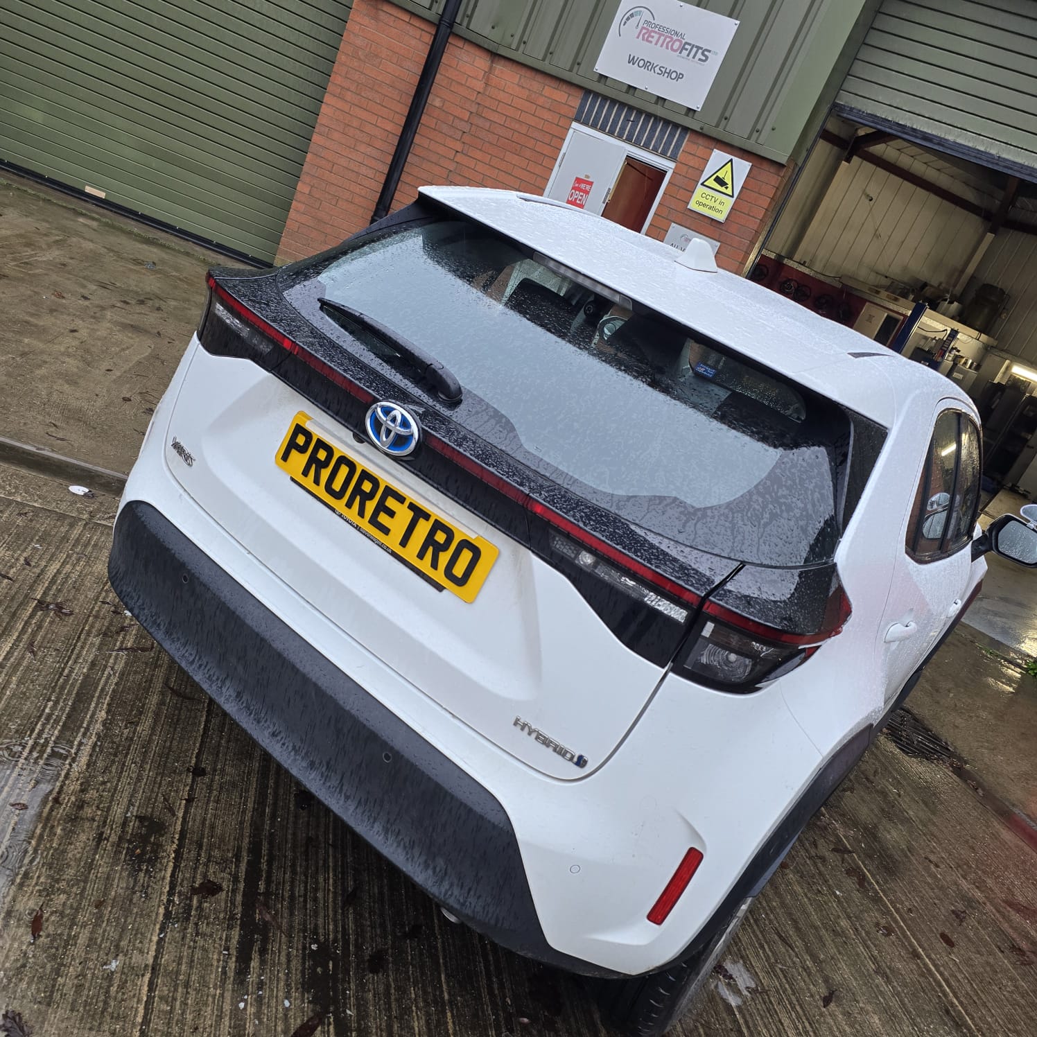 toyota-yaris-hybrid-cobra-r394-rear-sensor-oem-retrofit-2h-completion