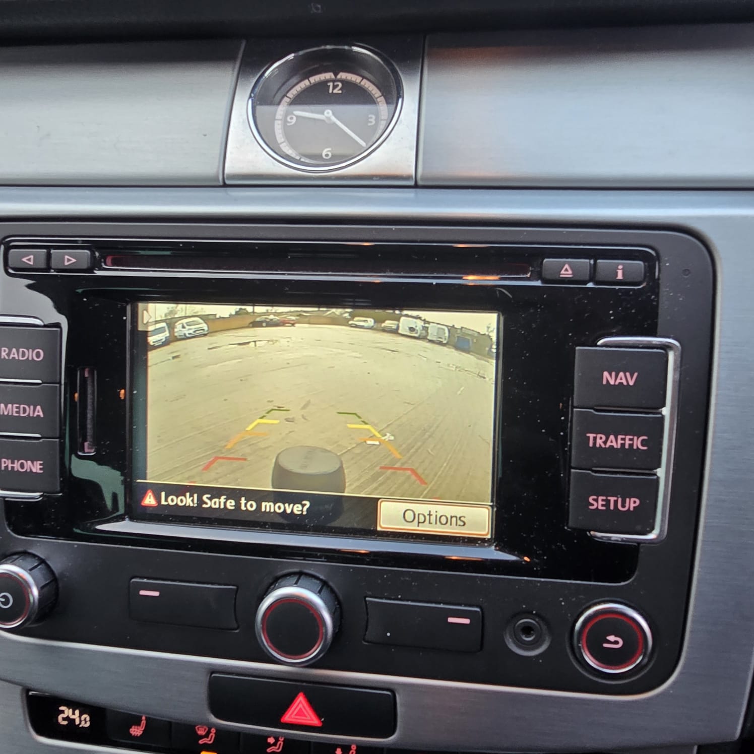 vw-passat-cc-reverse-camera-retrofit-rns315-navigator