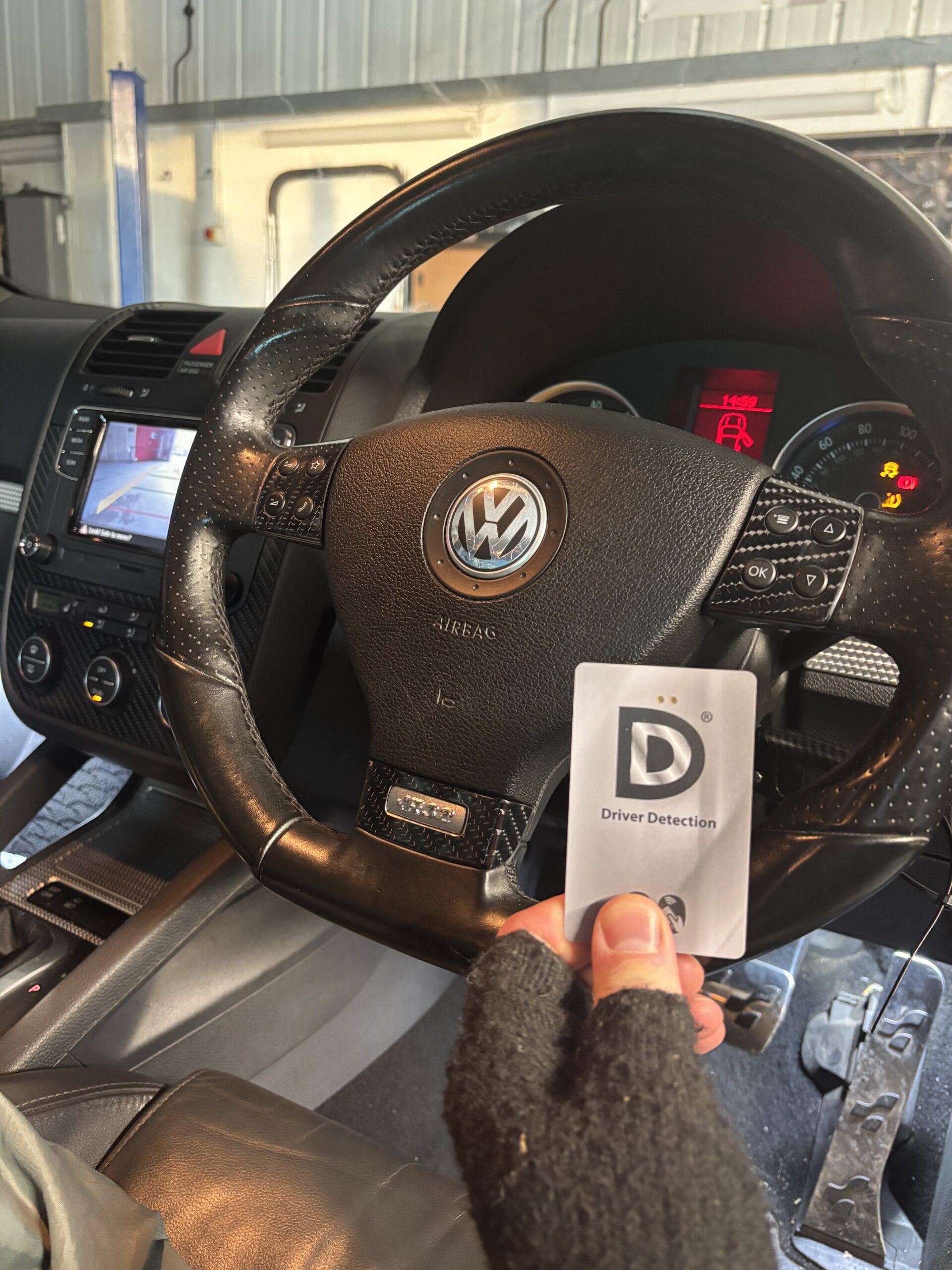 vw-golf-mk5-r32-imob-tracker-installation-gps-immobiliser-upgrade