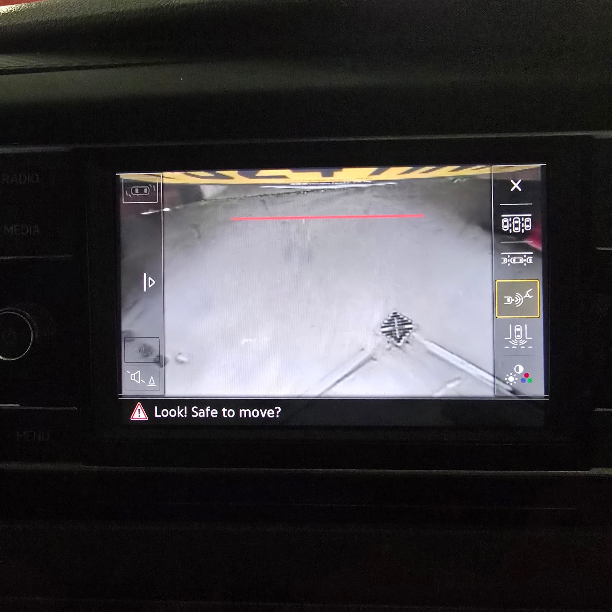 vw-t6.1-reversing-camera-retrofit-dynamic-guidelines