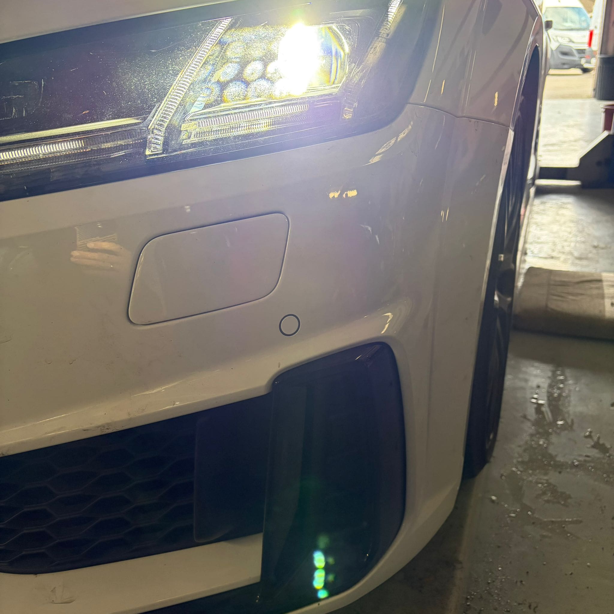 audi-tts-mk2-front-parking-sensors-retrofit