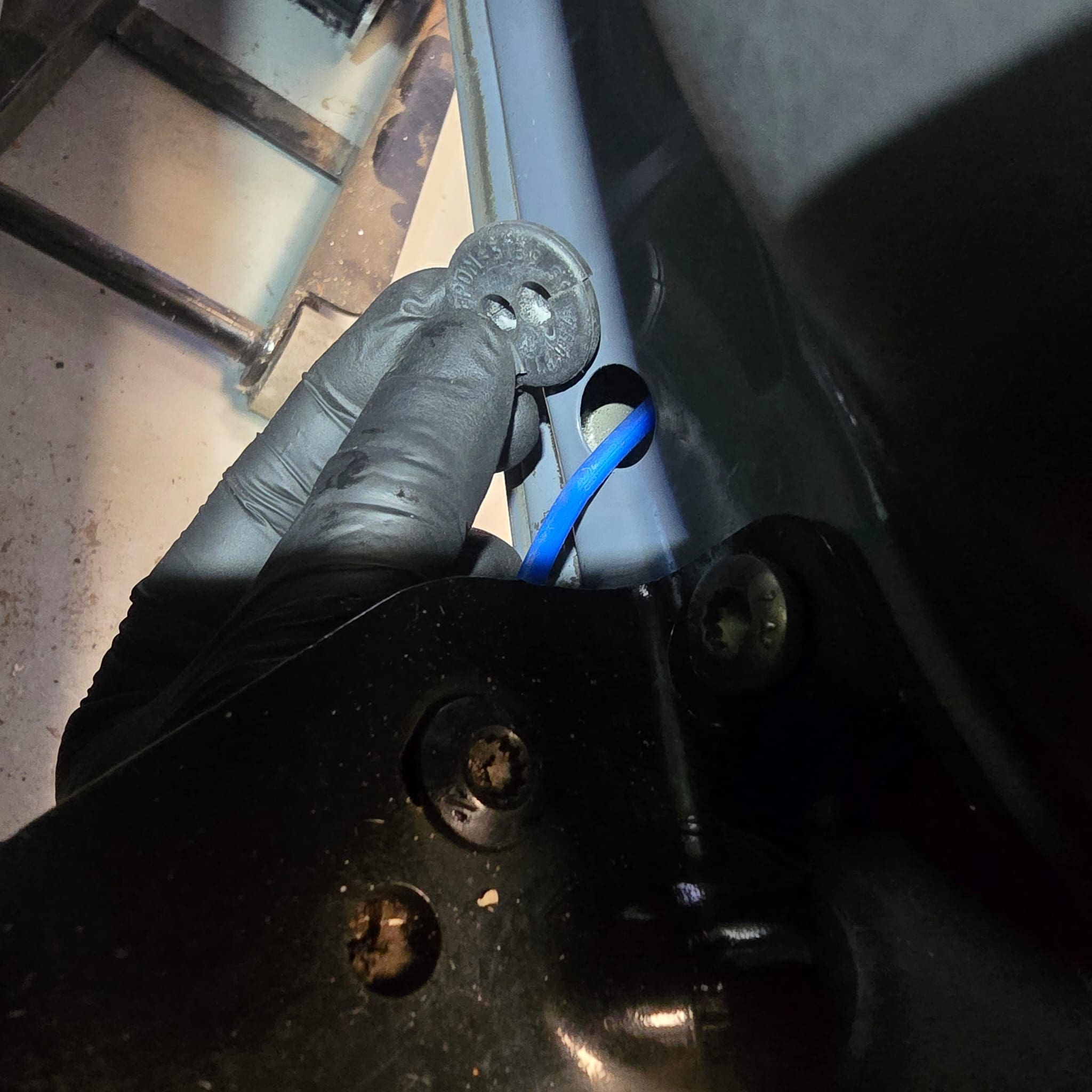 vw-transporter-pinch-sensors-sliding-door-repair