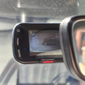 volkswagen-transporter-nextbase-front-dashcam-reversing-camera-factory-radio-oem-finish