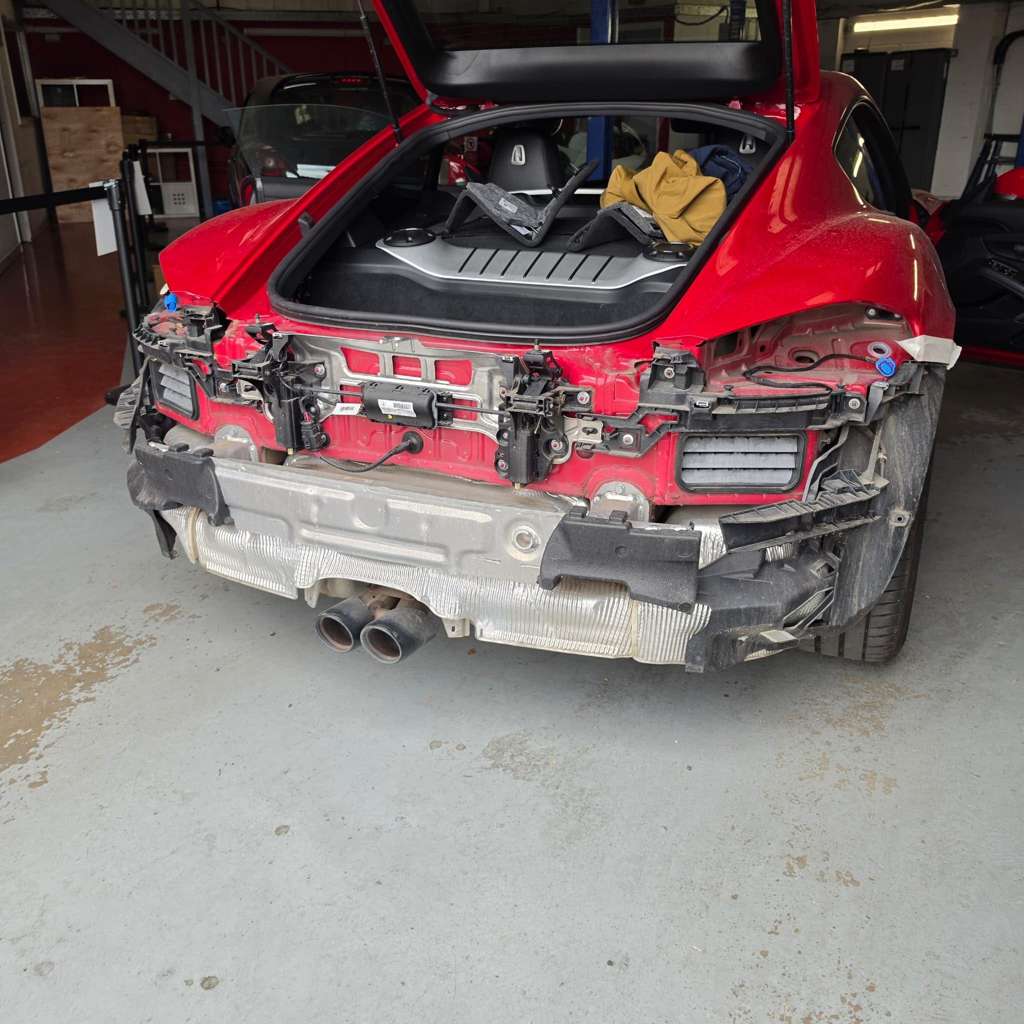 porsche-718-cayman-rear-view-camera-retrofit-oem-screen-integration