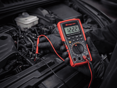 Automotive diagnostics using digital multimeter – OEM vehicle retrofits Midlands workshop
